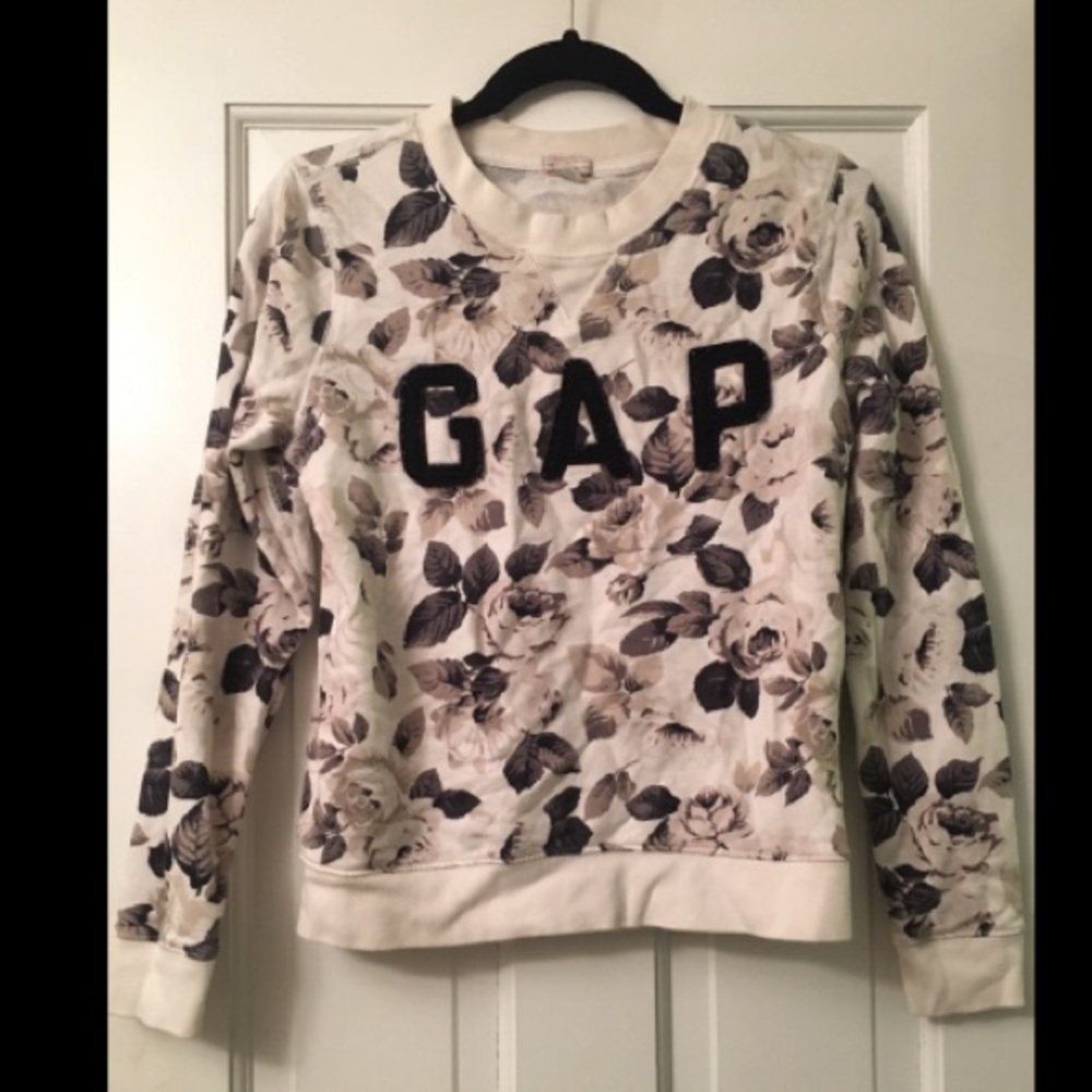 Gap floral logo noodie black gray and white
